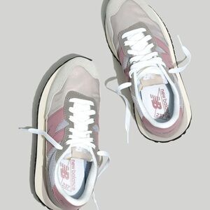 New Balance Womens 237